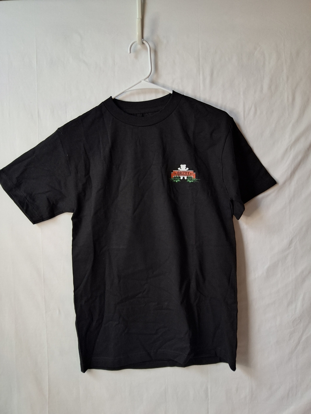 Black Short Sleeve Crewneck T-Shirt with Small Chest Graphic